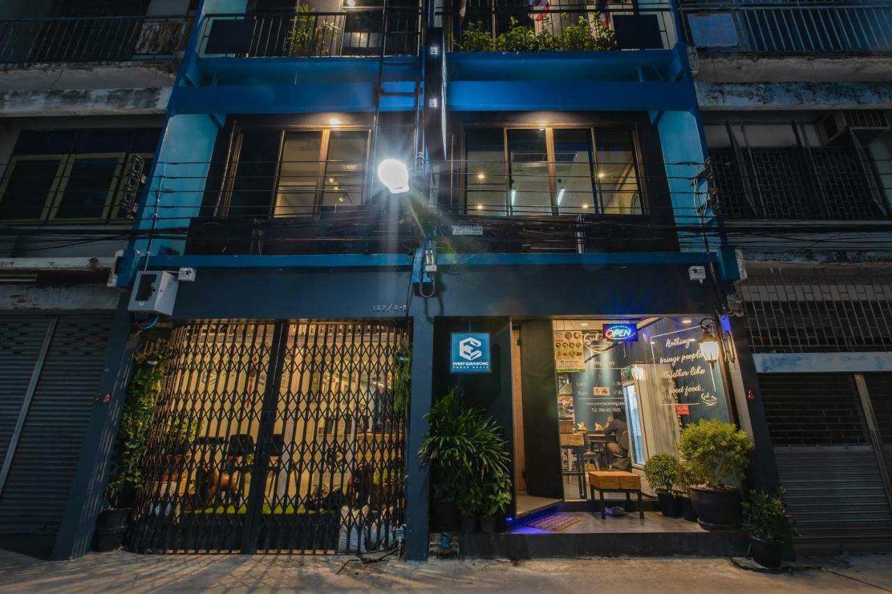 Every Surawong Bangkok Esterno foto